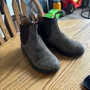 Blundstone in great condition